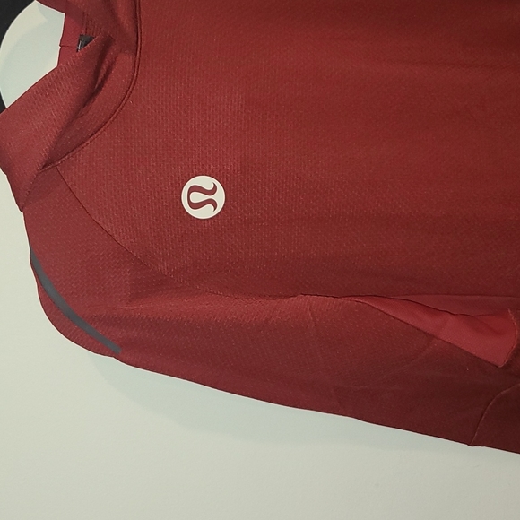 RARE Lululemon Team CANADA Olympic Textured Tech Hoodie - Picture 3 of 15